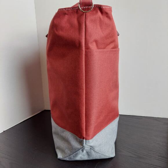 LocknLock Insulated Tote With 3-Piece Storage Set Red Gray Lock & Lock Lock And - Picture 5 of 13